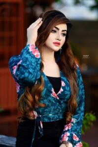 Call Girls in Avari Towers Karachi