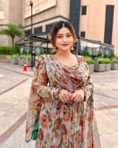 Call Girls in Clifton Karachi